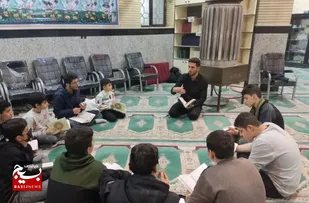 انس با قرآن باعث آرامش قلب در انسان می&zwnj;شود