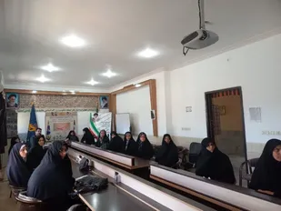 روز ملی بسیج جامعه زنان در تفت/تقدیر از فرماندهان پایگاه