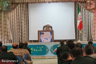 برگزاری نشست بصیرتی کارکنان تیپ ۳۲ انصارالحسین (ع) همدان