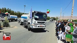 آیین رونمایی از ماشین آلات سبک و سنگین راه سازی و آبرسان اداره کل امور عشایر خراسان جنوبی