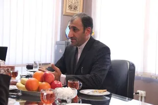 بهرامی: از سال 93 بیمه قالیبافان را قطع کرده اند/ شاهد رکود شدیدی در فرش دستباف هستیم/ به هنر صنعت فرش بی توجهی می شود/فرش دستباف برای مسئولین اولویت نیست