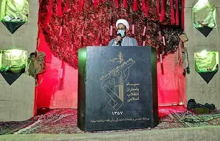 جنگ ما دفاعی مقدس در مقابل همه دنیا بود