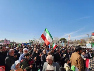 خروش مردم خمینی شهر در راهپیمایی 22 بهمن