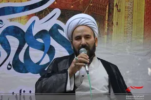 مردم پای نظام و کشور ایستاده اند
