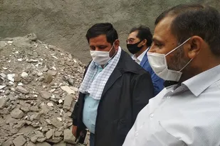 ساخت سرویس بهداشتی در زاهدان