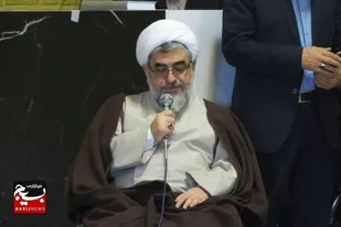 شهدا پرچم غیرت و عزت جمهوری اسلامی هستند