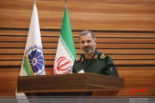 بخش زیادی از سرمایه گذاری دولتمردان باید در جهت حفظ اصناف و بازاریان باشد