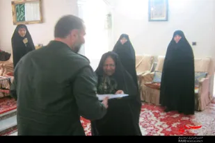 دیدار مسئولان سپاه انصارالحسین(ع) همدان با خانواده شهید &laquo;بهرامی&raquo;
