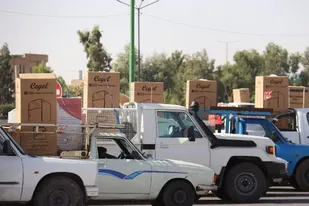 رژه خودروهای حامل کمک&zwnj;های مواسات و کمک مومنانه در سمنان+ تصاویر