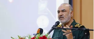 جنگ و مقاومت ادامه دارد/ تدابیر مقام معظم رهبری آرزوهای دشمن را به هم ریخت