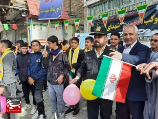 شکوهِ حضور مردم انقلابی شهرستان زاوه در راهپیمایی ۲۲ بهمن+تصاویر