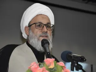 تبیین واقعه عاشورا امری ضروری است