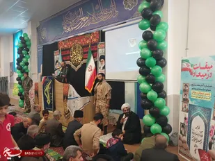 نماز جمعه باشکوه فریدونشهر با محوریت هفته بسیج برگزار شد