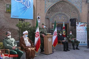 انقلاب امانتی است که وظیفه داریم از آن حفاظت و حراست کنیم