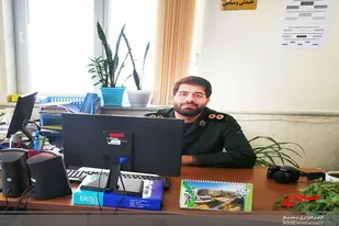 دفاع مقدس الگوی کارآمد حل مشکلات کشور است&lrm;