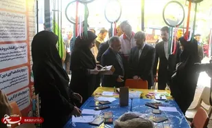بازدید قائم مقام وزیر کشور از غرفه کانون در نمایشگاه محلات طرح ۲۰۲۰ تبریز