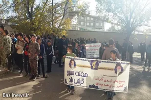 برگزاری پیاده&zwnj;روی خانوادگی به مناسبت هفته بسیج در شهر پالیز اسدآباد