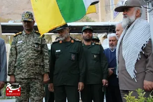 حضور معاون هماهنگ کننده سپاه ثارالله  در گلزار شهدای کرمان در قاب دوربین