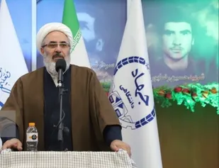 مسئولان نوکر مردم هستند