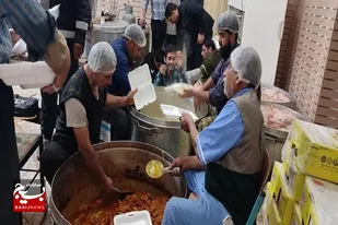 ۲۳۰۰۰ پرس غذای گرم بین نیازمندان شهرستان های شمال استان توزیع شد