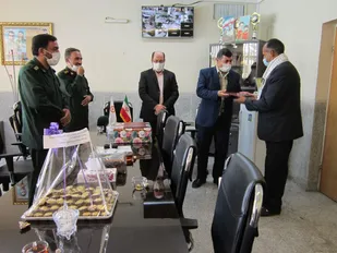 جلسه تکریم و معارفه فرمانده پایگاه مقاومت بسیج کارمندی شهید فیاض بخش اداره بهزیستی شهرستان نجف آباد برگزار شد.