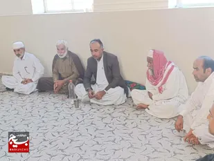 برگزاری نشست نهضت روشنگری با موضوع دستاوردهای انقلاب اسلامی در سراوان