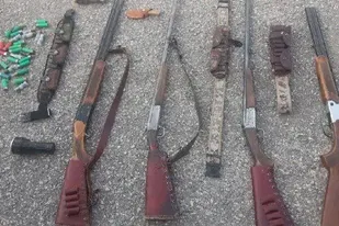 اکیپ ۴ نفره مسلح شکارچی در ثلاث دستگیر شد
