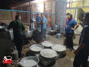 پخت ۲۰۰۰ هزار پرس غذای نذری به مناسبت عید غدیر در عقیلی (گتوند)