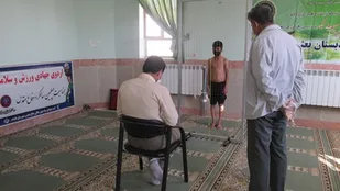 شناسایی ناهنجاری های اسکلتی و ساختار قامتی دانش آموزان در قاین