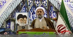 استانی که وارد کننده علوفه است،آتش زدن کاه و کلش مزارع جای تعجب دارد!