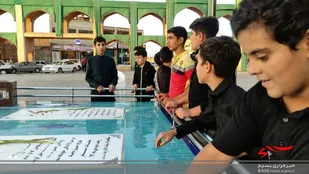 ادای احترام به مقام شامخ شهدا